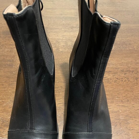 Basic Black Shoe Boots - Picture 2 of 7
